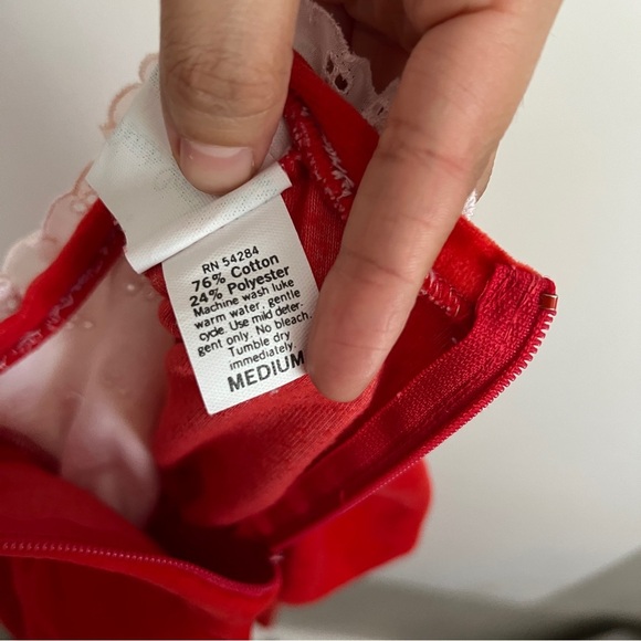 Vintage Petit Jardin By Mashtex Red and White Long Sleeve One Piece-Size Medium - Picture 8 of 10